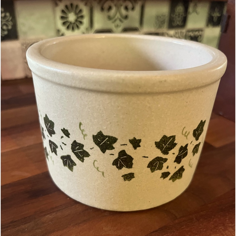 RRP Roseville Robinson Crock